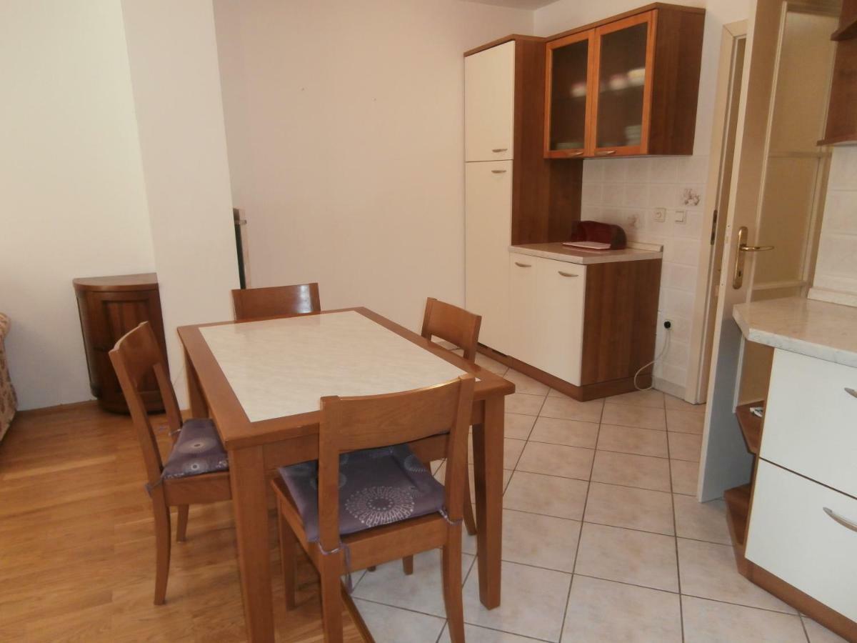 Appartement Miki à Poreč Extérieur photo